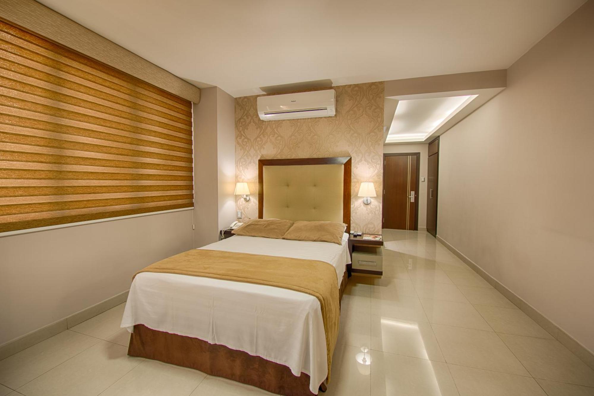 Hotel Veuxor 마찰라 외부 사진