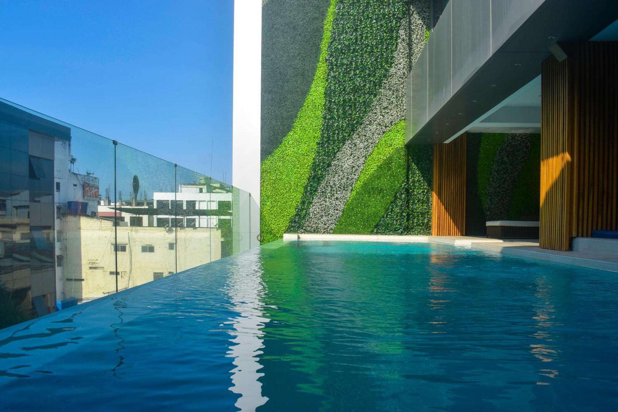 Hotel Veuxor 마찰라 외부 사진